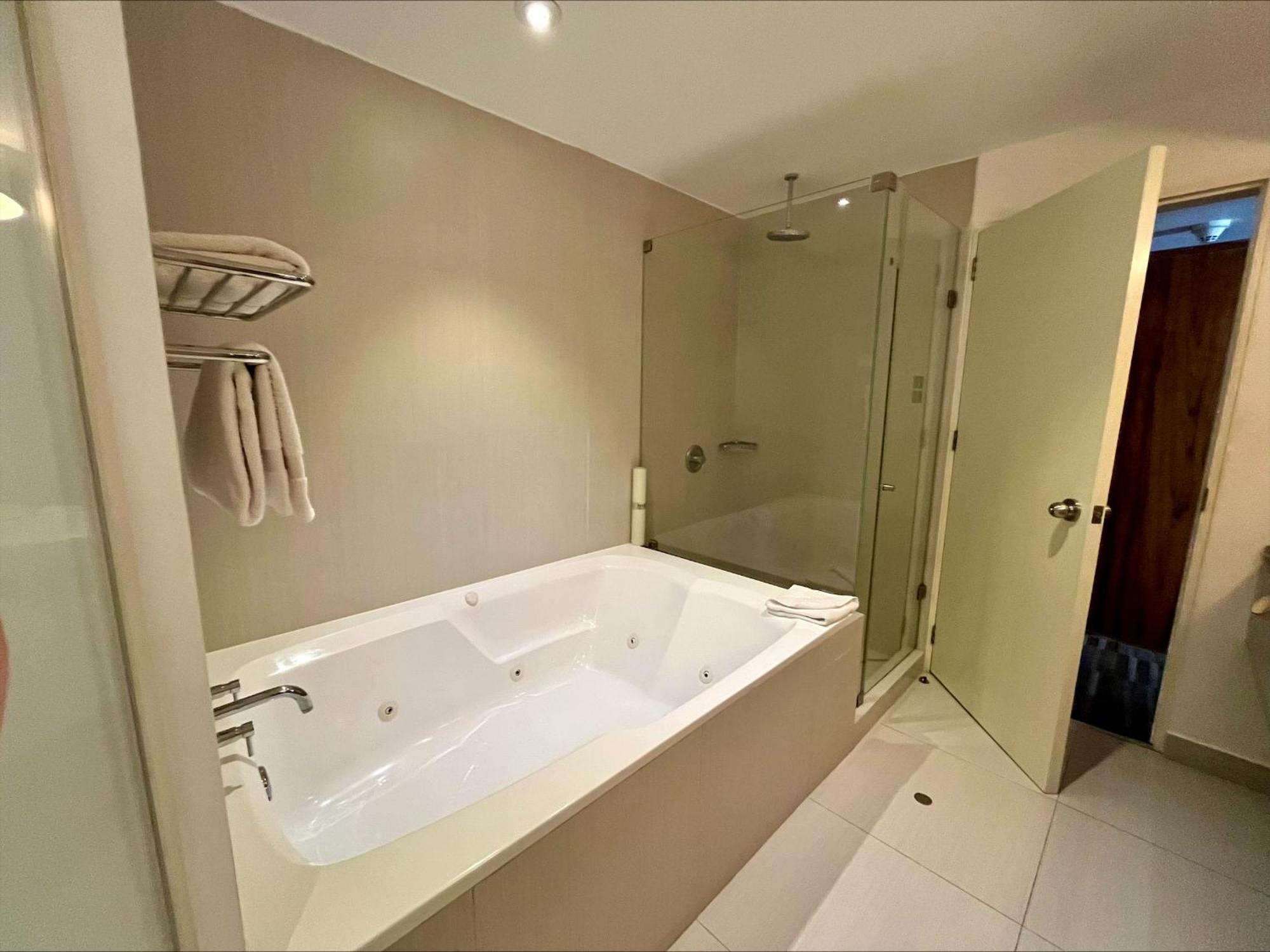 Nm Hotel 4*